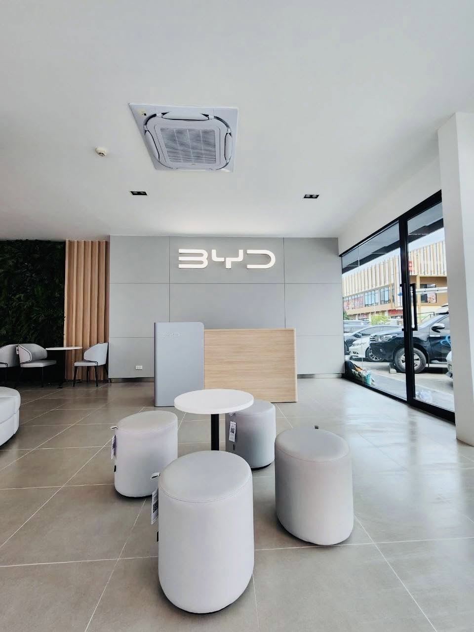 BYD Showroom